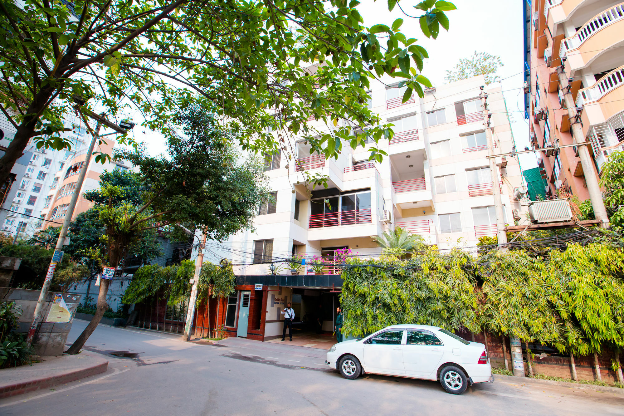 Hotel Golden Deer Dháka Exteriér fotografie
